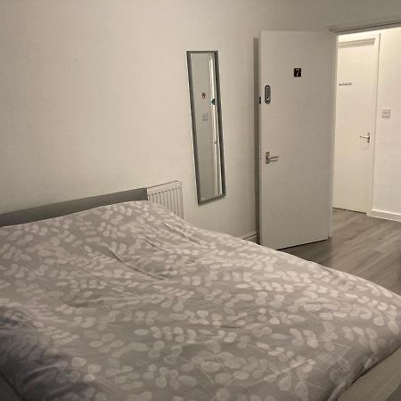Chosen Rocky Lane Private Rooms Liverpool Exterior photo