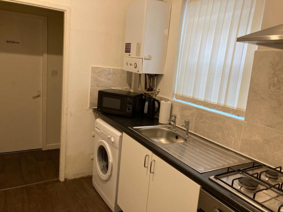 Chosen Rocky Lane Private Rooms Liverpool Exterior photo